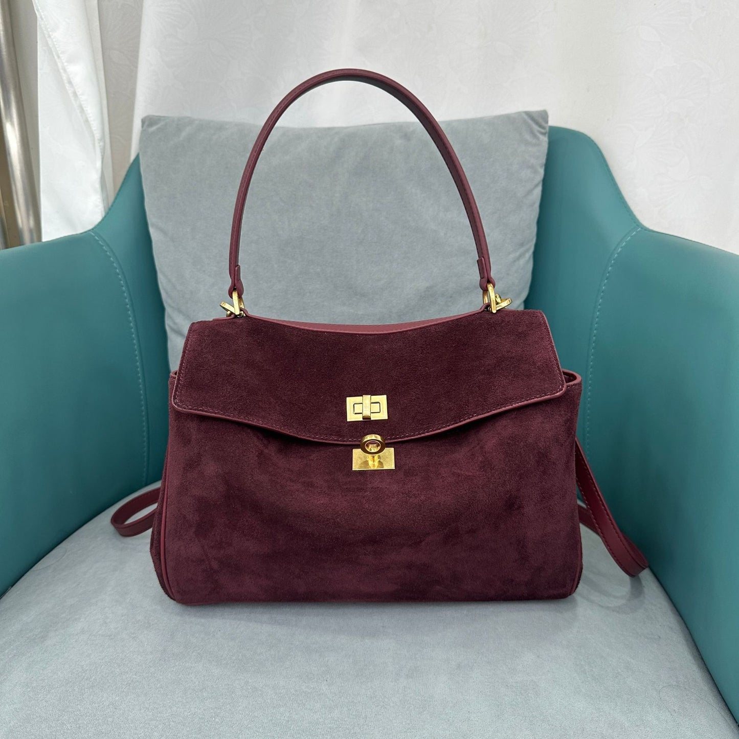 Kelly Suede Tasche