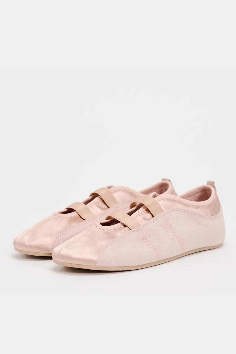 Ballerinas aus Satin