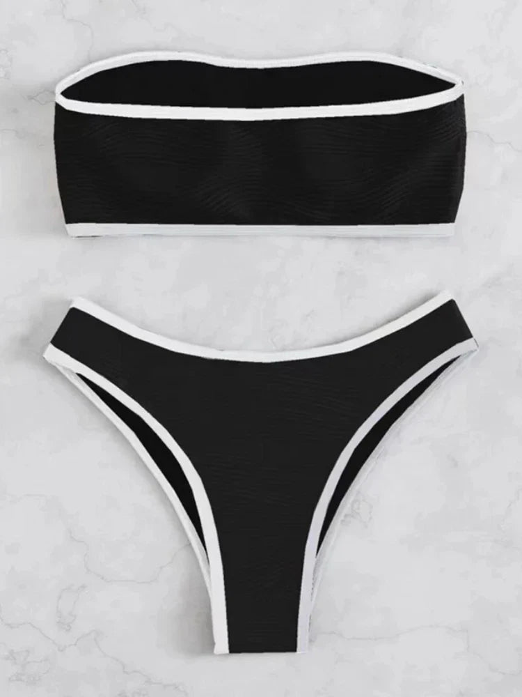 Bella Bandeau-Bikini-Set