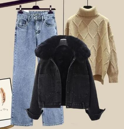 Wivarael | Dreiteiliges Set aus Jeans, Jeansjacke und Strickpullover mit hohem Halsausschnitt