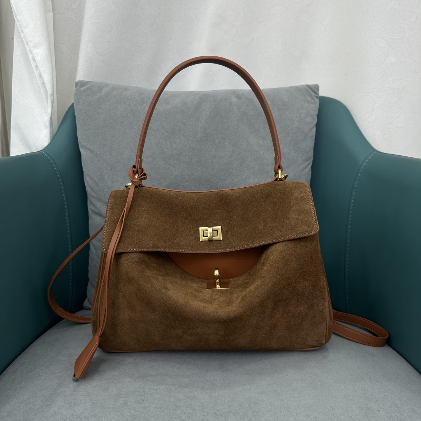 Kelly Suede Tasche