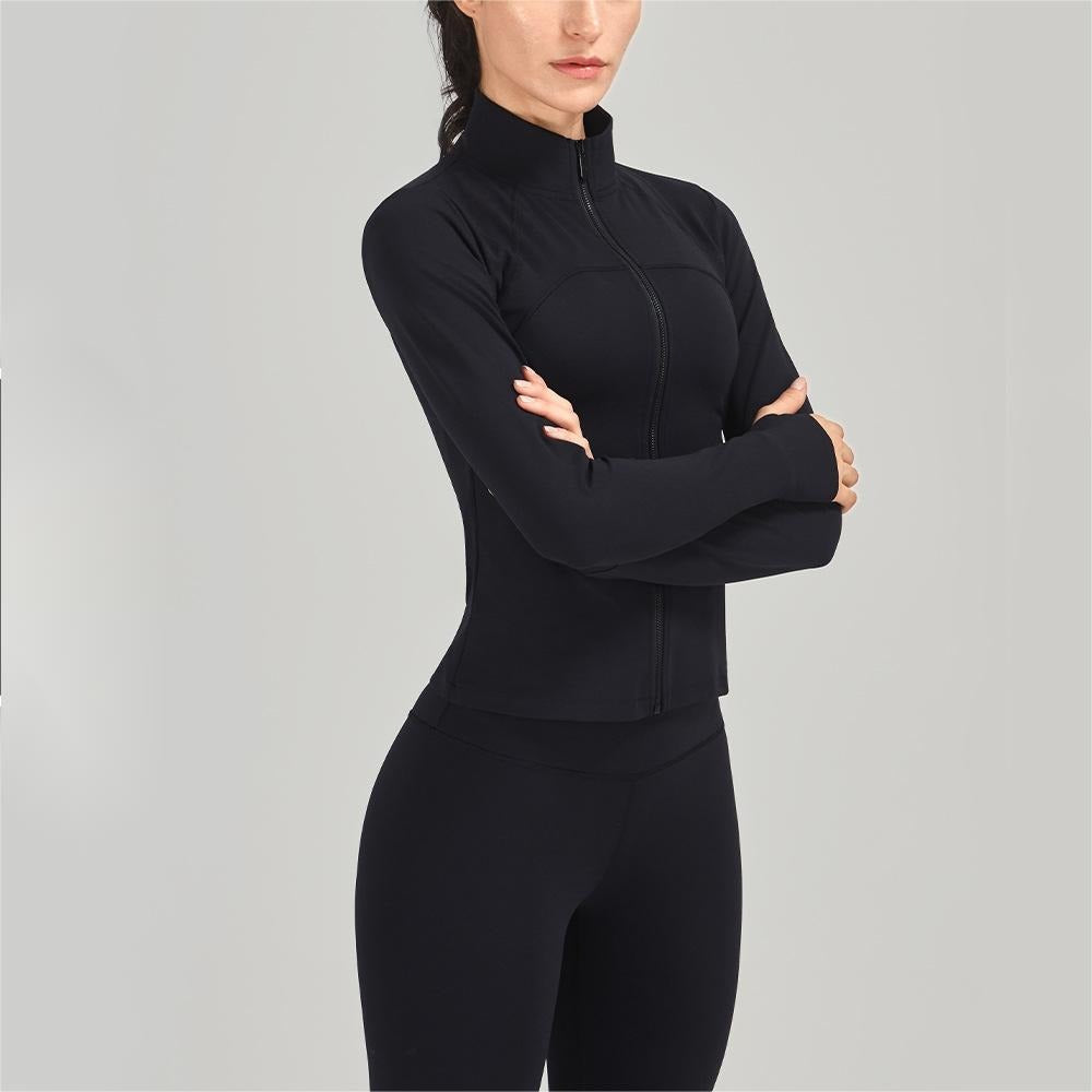 Schlichte sportliche Yoga-Jacke mit Reißverschluss