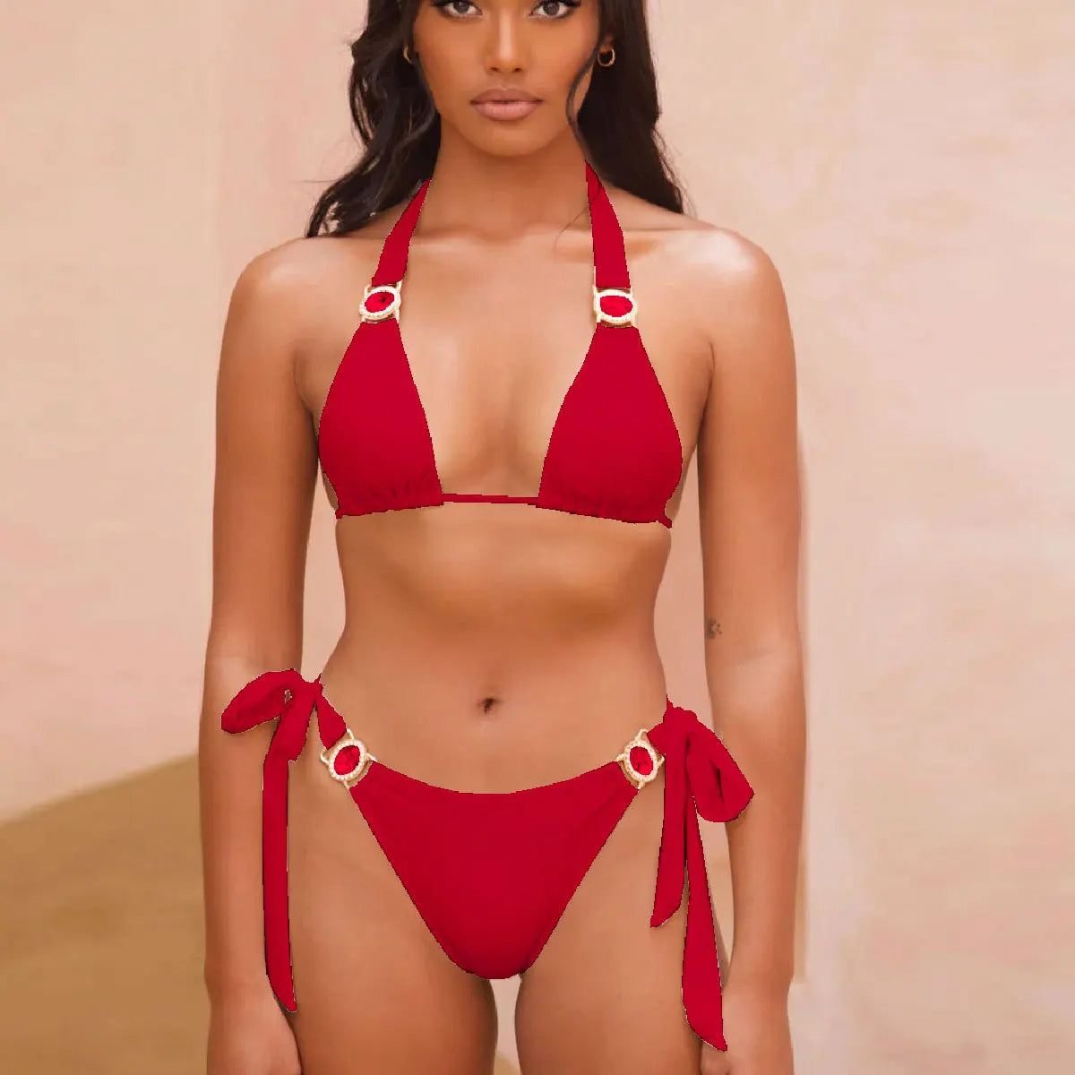 Bella Bikini mit weißem Kristallhalsband von ByVera